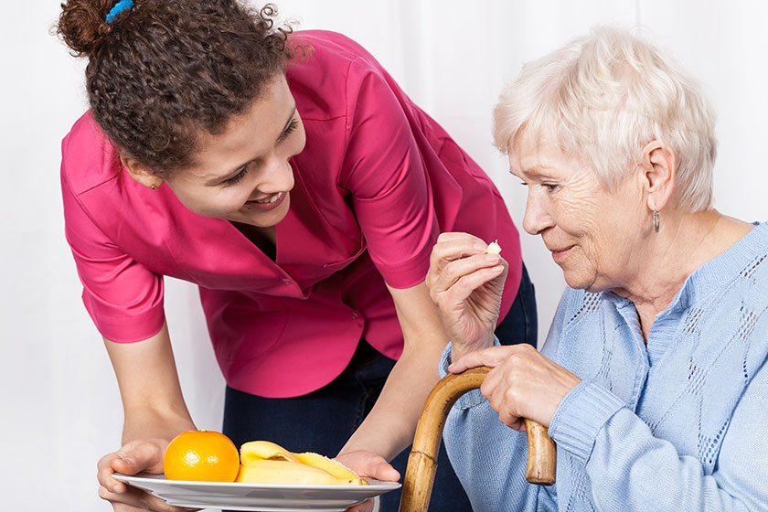 How Assisted Living Homes In Norcross, GA, Can Make Mealtimes Easier And Healthier For The Elderly
